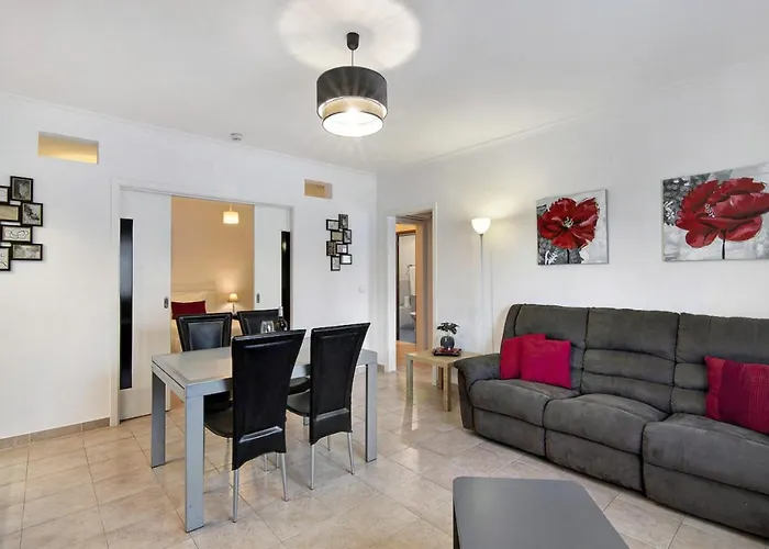 Manelito House By Sunyway Apartament